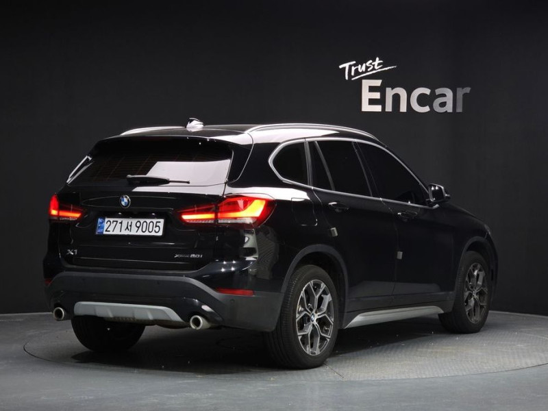 2021 BMW X1 с пробегом 68 077 км