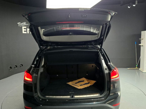 2021 BMW X1 с пробегом 68 077 км