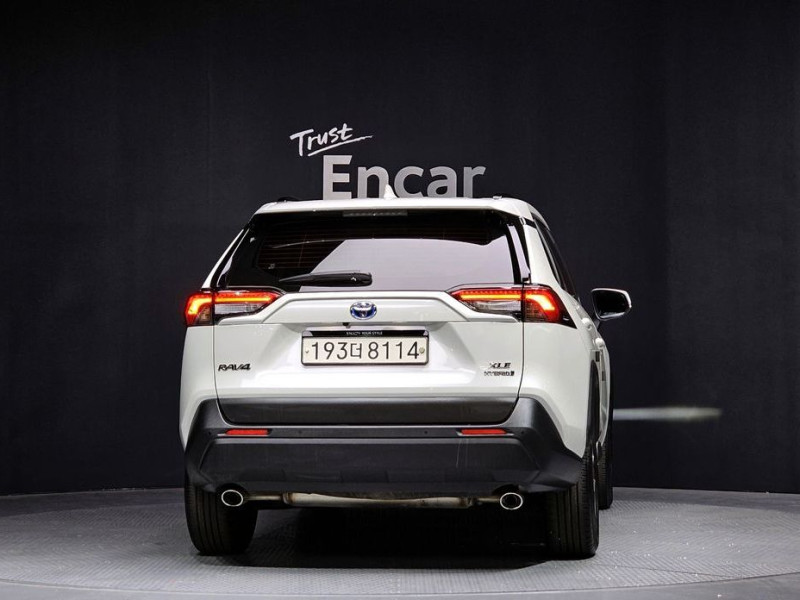 2022 Toyota RAV4 с пробегом 17 223 км