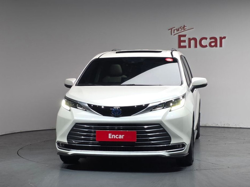 2021 Toyota Sienna с пробегом 73 186 км