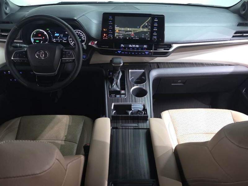 2021 Toyota Sienna с пробегом 73 186 км