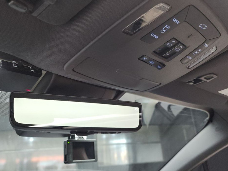 2023 Toyota Sienna с пробегом 49 958 км