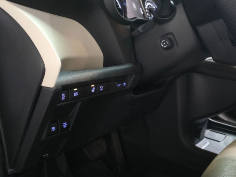 2021 Toyota Sienna с пробегом 73 186 км