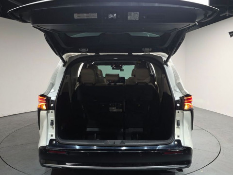 2021 Toyota Sienna с пробегом 73 186 км