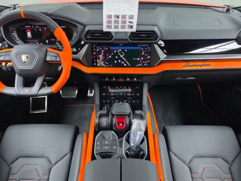 2025 Lamborghini Urus с пробегом 51 км