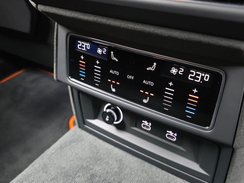 2025 Lamborghini Urus с пробегом 51 км