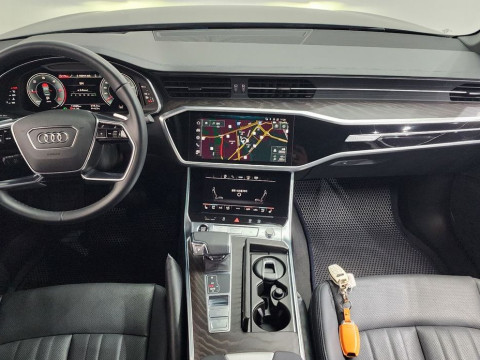 2023 Audi A6 с пробегом 11 036 км