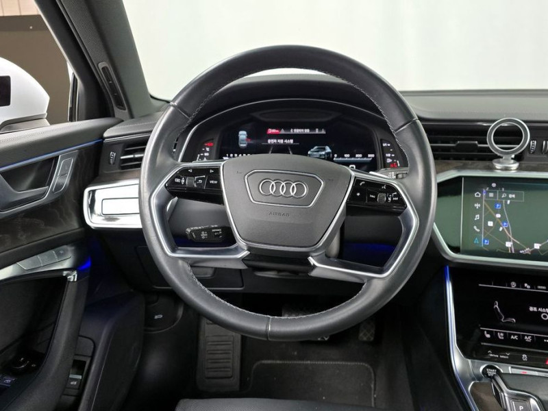 2022 Audi A6 с пробегом 125 275 км