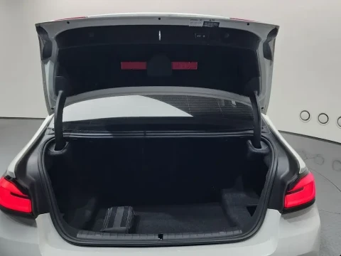 2022 BMW 5 серии с пробегом 43 668 км