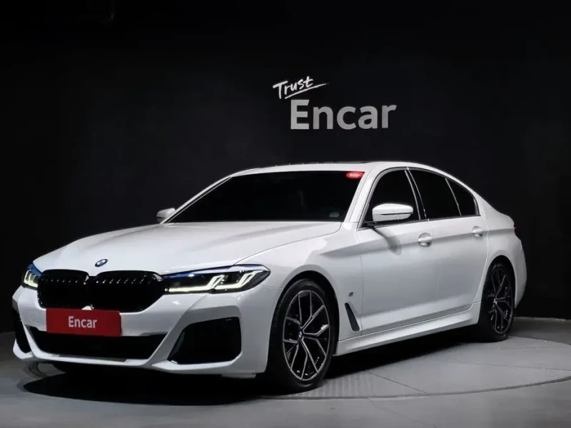 2022 BMW 5 серии с пробегом 37 943 км