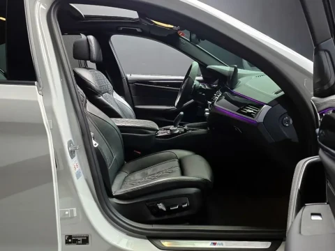 2022 BMW 5 серии с пробегом 37 943 км