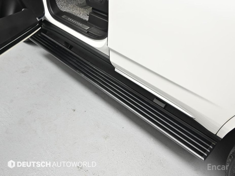 2023 Cadillac Escalade с пробегом 17 218 км