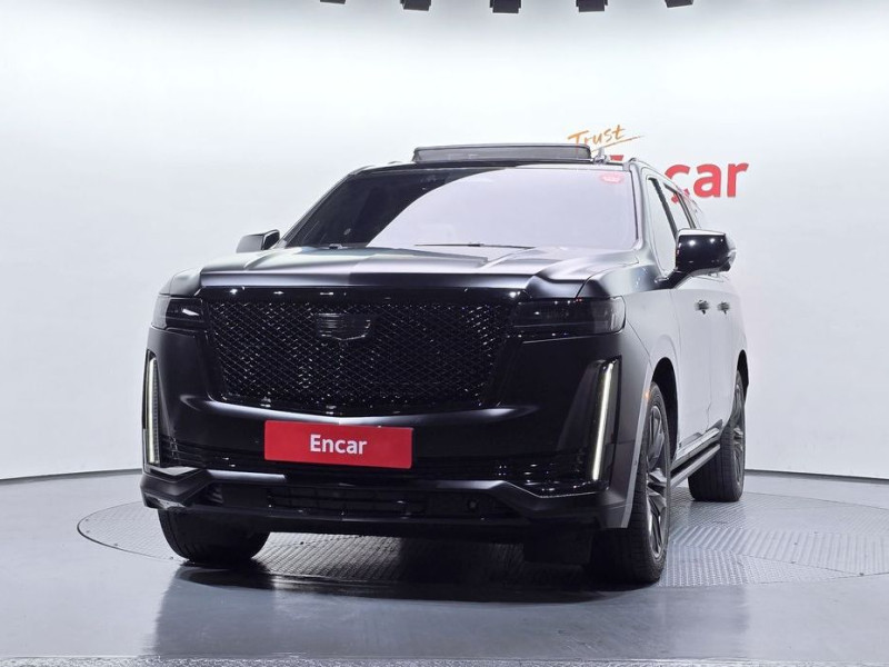 2023 Cadillac Escalade с пробегом 26 633 км