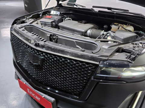 2023 Cadillac Escalade с пробегом 26 633 км