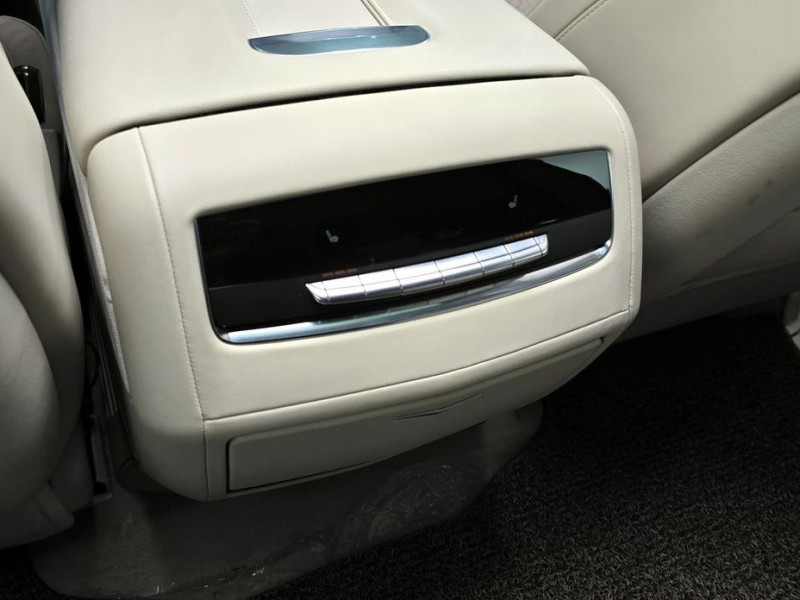 2023 Cadillac Escalade с пробегом 26 633 км