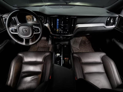 2022 Volvo S60 с пробегом 55 905 км