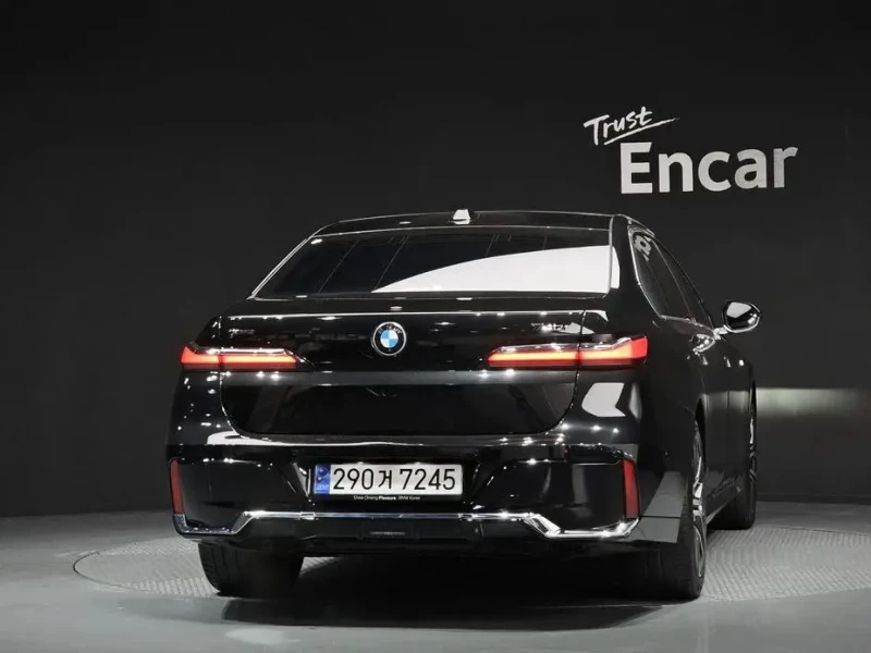 2024 BMW 7 серии с пробегом 30 705 км