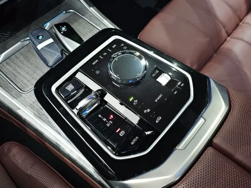 2024 BMW 7 серии с пробегом 30 705 км