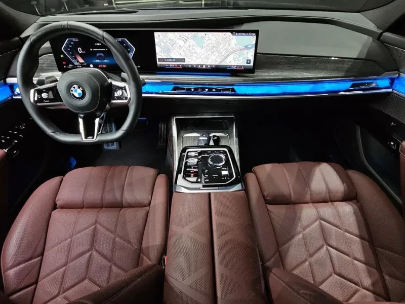2024 BMW 7 серии с пробегом 30 705 км