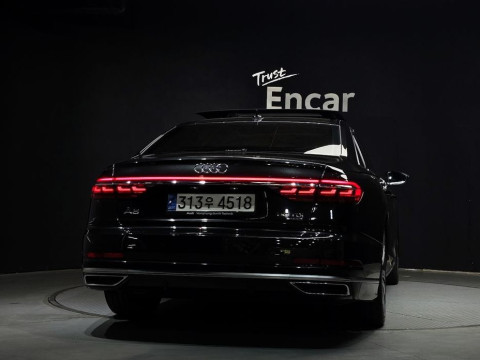 2021 Audi A8 с пробегом 127 445 км