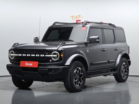 2022 Ford Bronco с пробегом 15 987 км