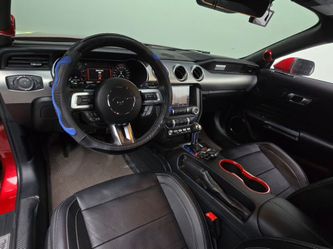 2023 Ford Mustang с пробегом 19 879 км