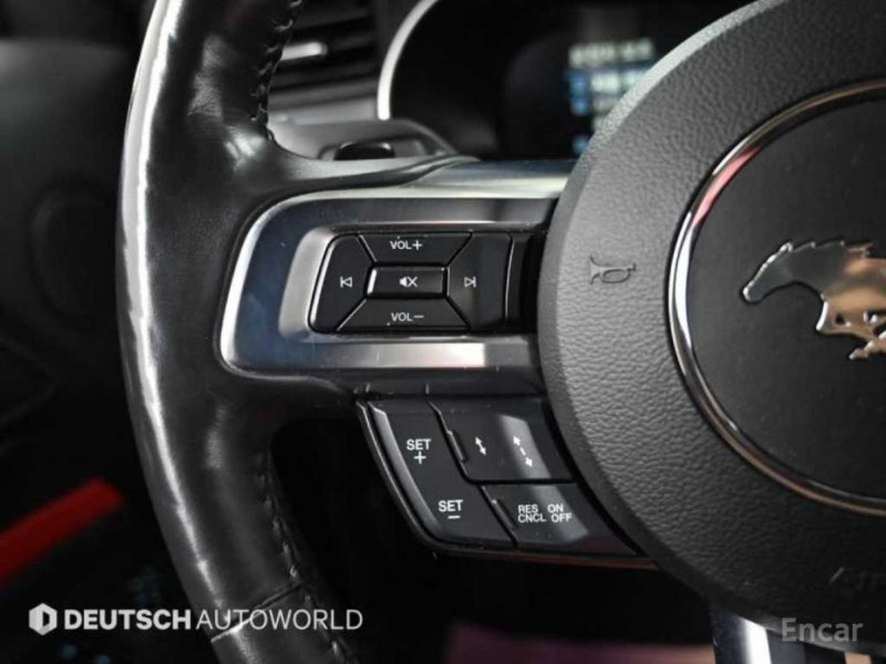 2022 Ford Mustang с пробегом 49 156 км