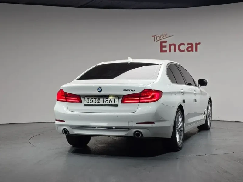 2019 BMW 5 серии с пробегом 66 168 км