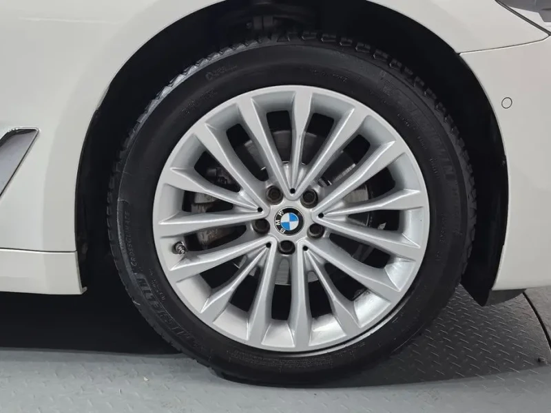 2019 BMW 5 серии с пробегом 66 168 км