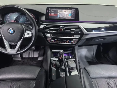 2019 BMW 5 серии с пробегом 66 168 км