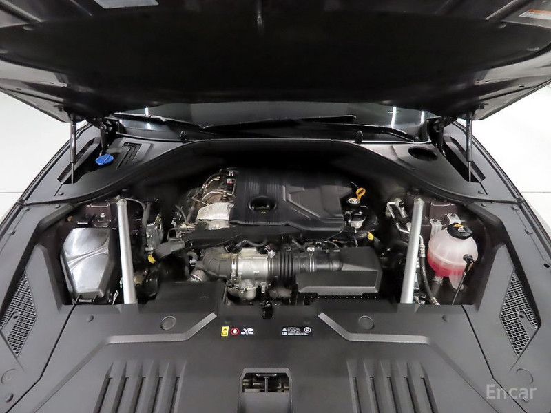 2021 Genesis GV70 с пробегом 48 232 км