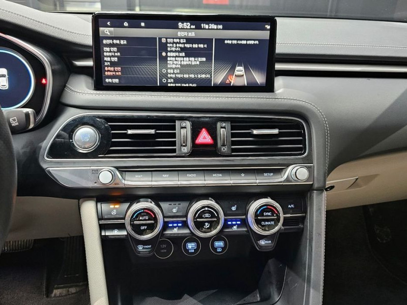 2022 Genesis G70 с пробегом 53 995 км