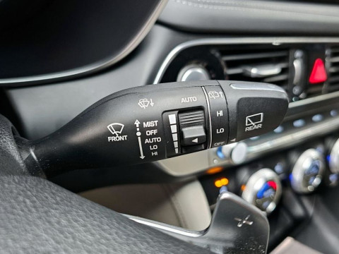 2022 Genesis G70 с пробегом 53 995 км