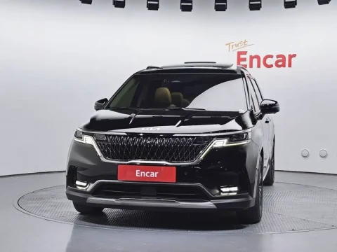 2022 Kia Carnival с пробегом 75 724 км
