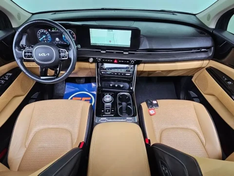 2022 Kia Carnival с пробегом 75 724 км
