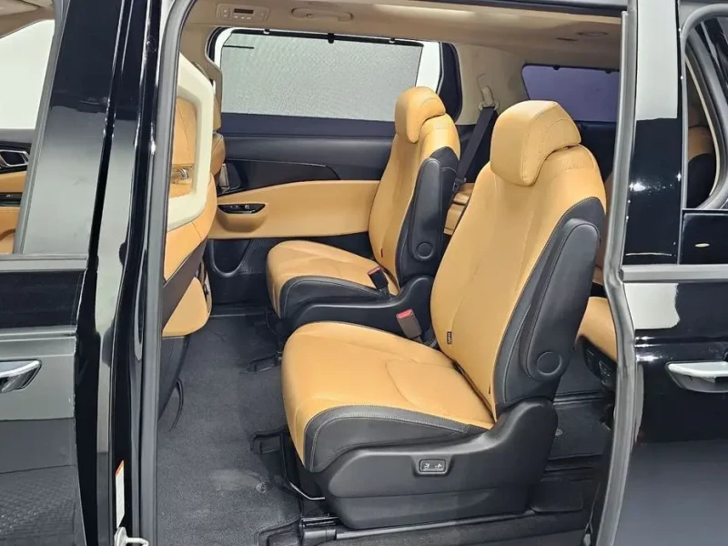 2022 Kia Carnival с пробегом 75 724 км