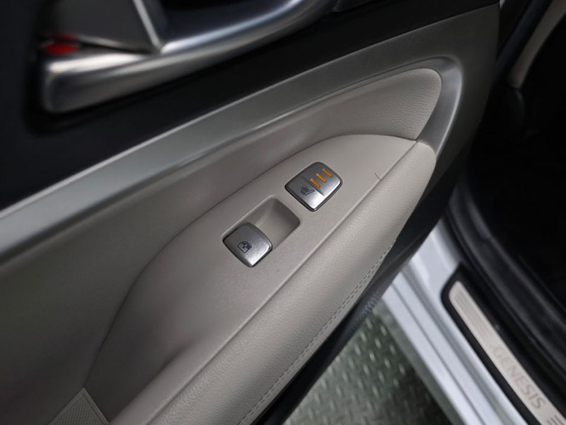 2022 Genesis G70 с пробегом 39 073 км