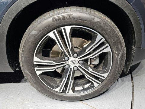 2021 Volvo XC40 с пробегом 10 574 км