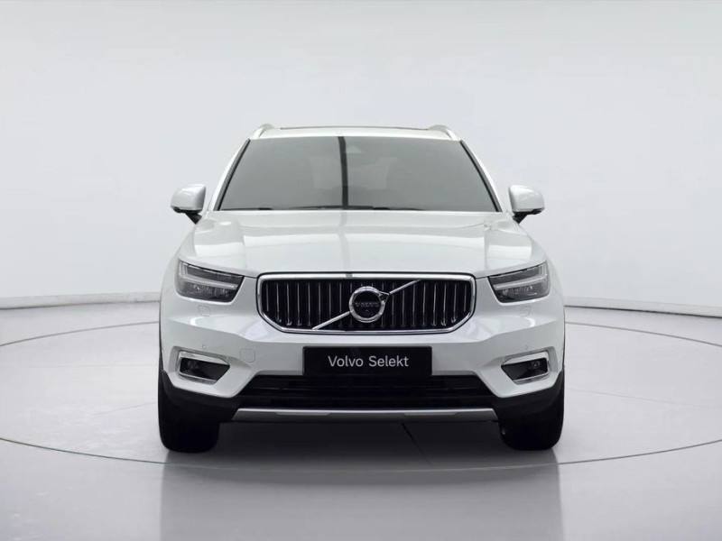 2020 Volvo XC40 с пробегом 72 068 км