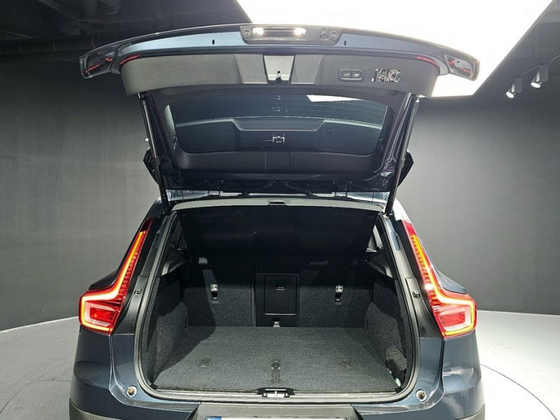 2021 Volvo XC40 с пробегом 10 574 км