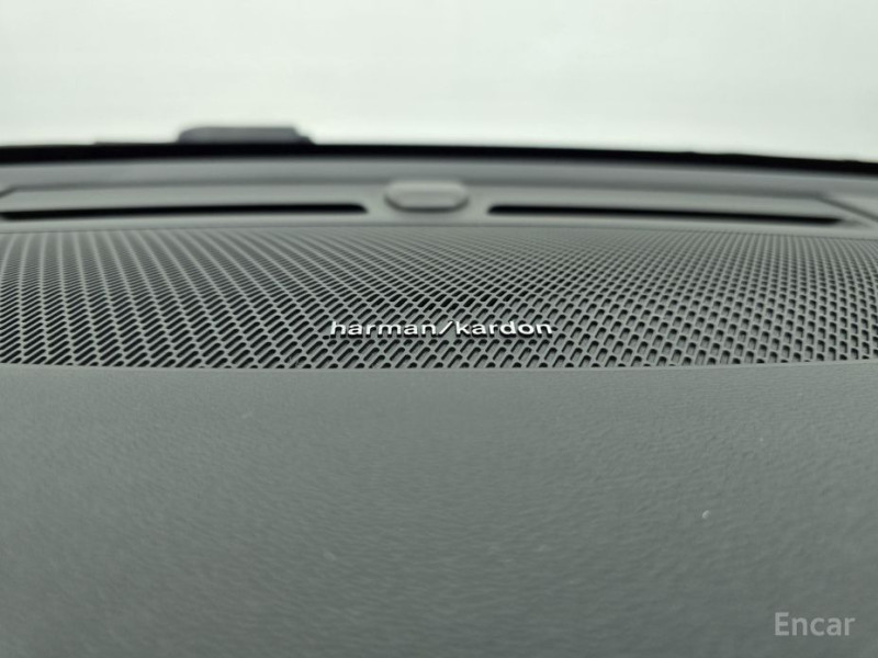 2020 Volvo XC40 с пробегом 72 068 км