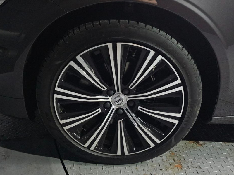 2023 Volvo S90 с пробегом 32 370 км