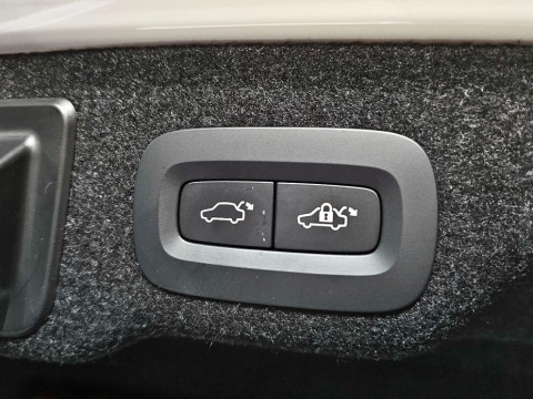 2022 Volvo S90 с пробегом 63 622 км