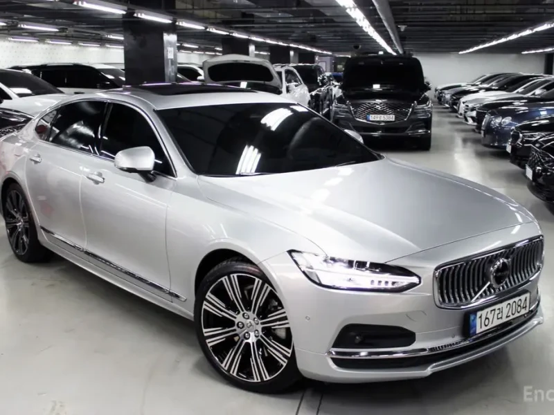 Volvo S90