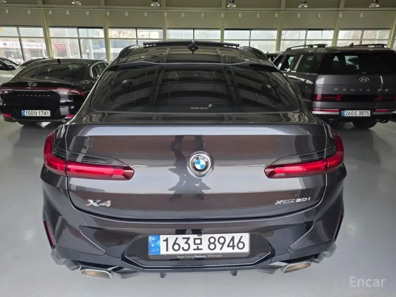 2024 BMW X4 с пробегом 25 900 км