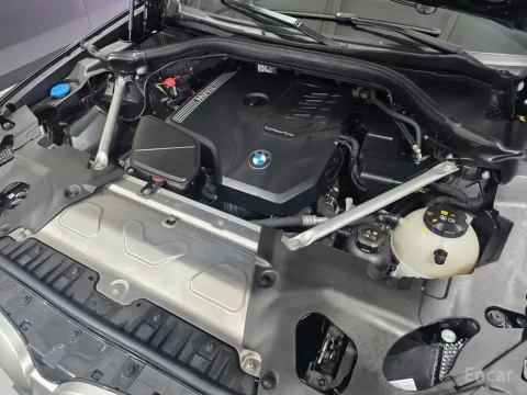 2024 BMW X4 с пробегом 25 900 км