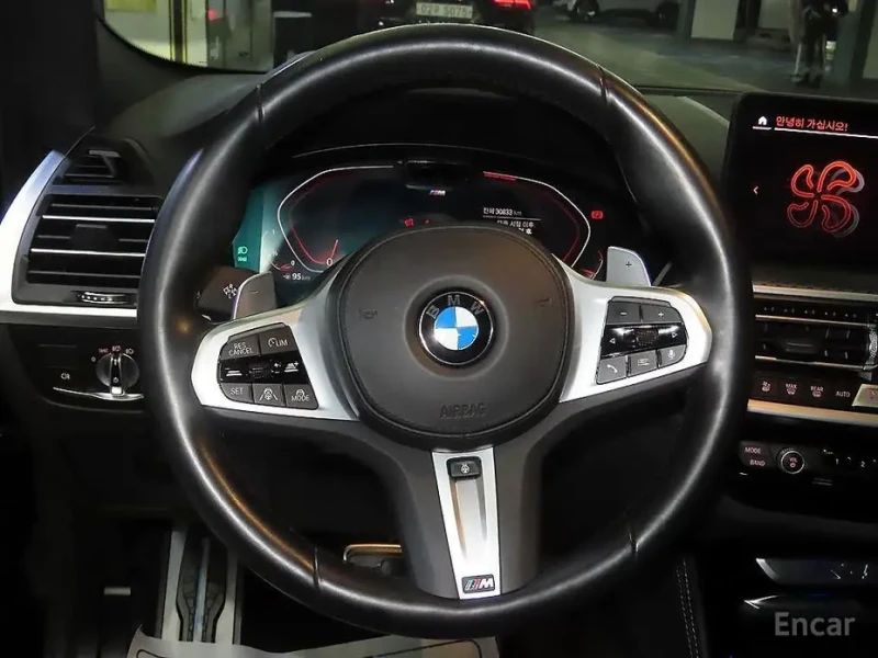 2023 BMW X4 с пробегом 30 829 км