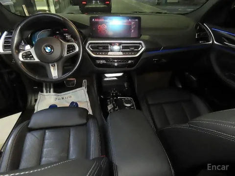 2023 BMW X4 с пробегом 30 829 км