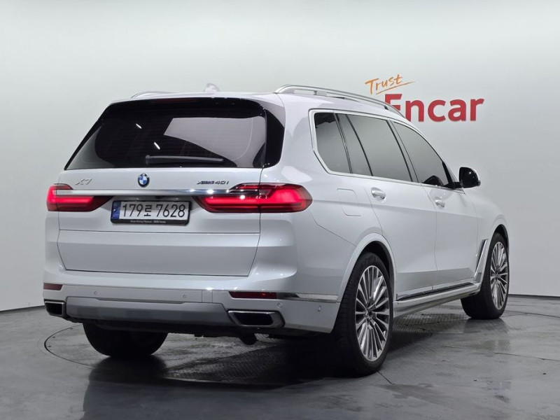 2022 BMW X7 с пробегом 19 526 км