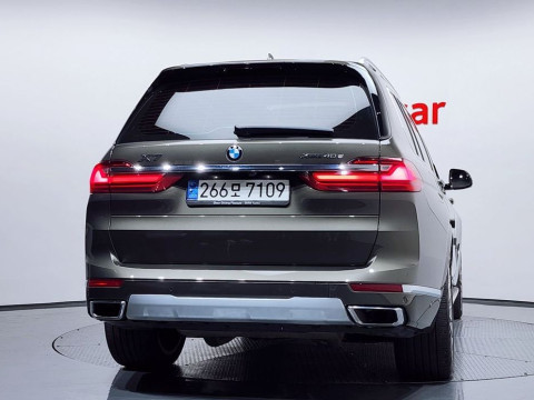 2022 BMW X7 с пробегом 45 202 км